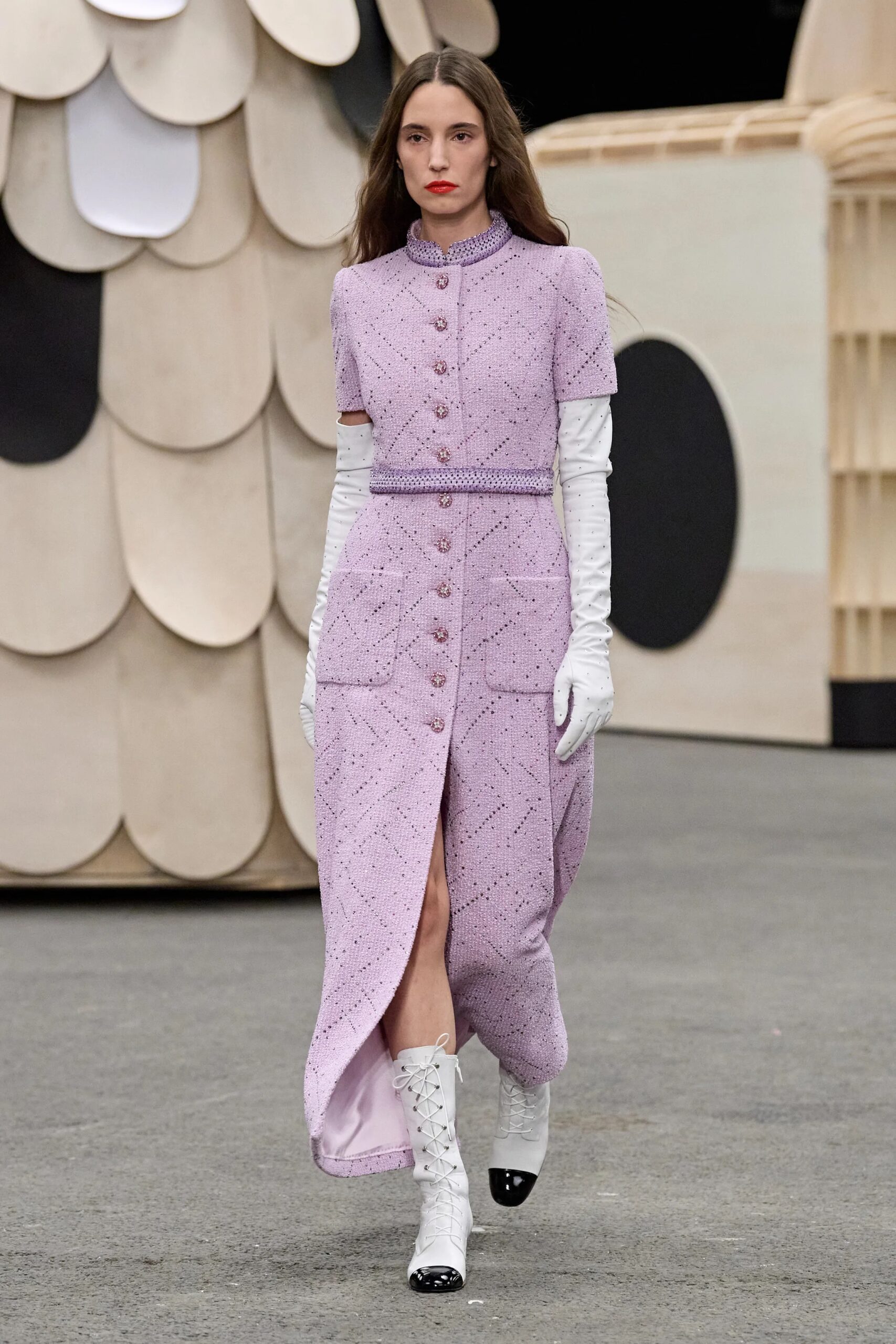 00019-chanel-spring-2023-couture-gorunway